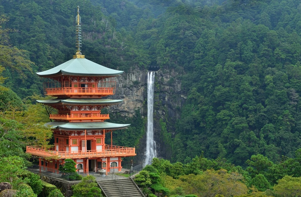 青岸渡寺・那智の滝の写真