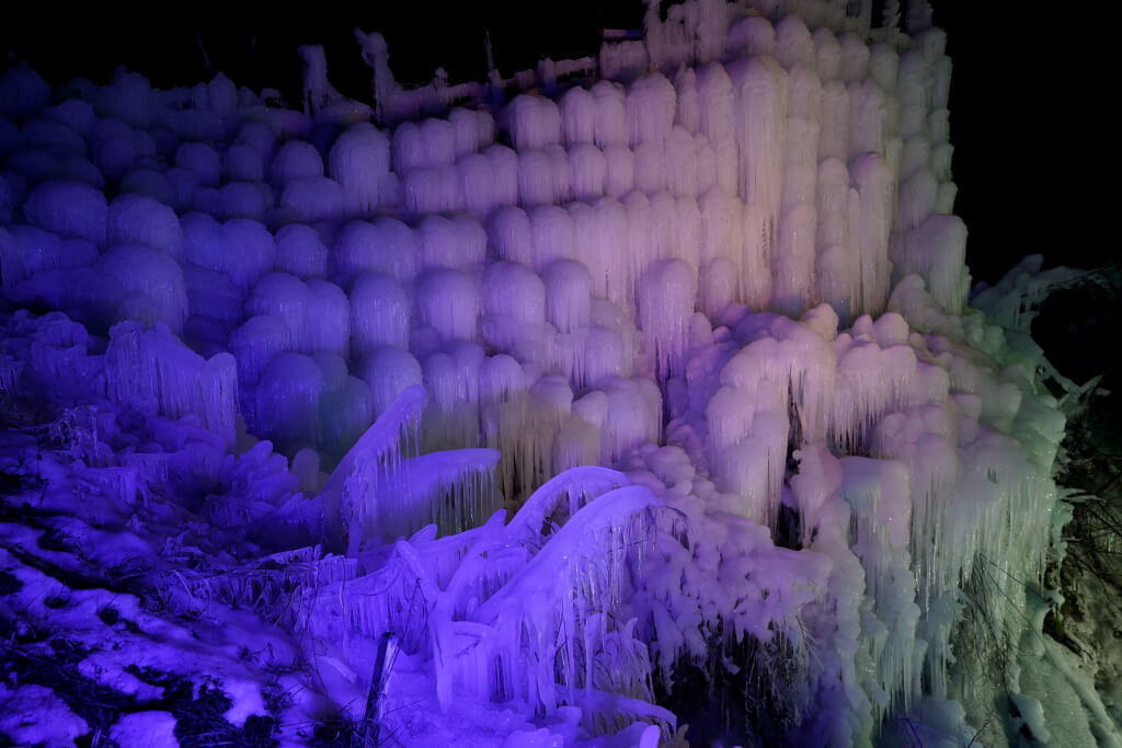 稲武の氷瀑写真