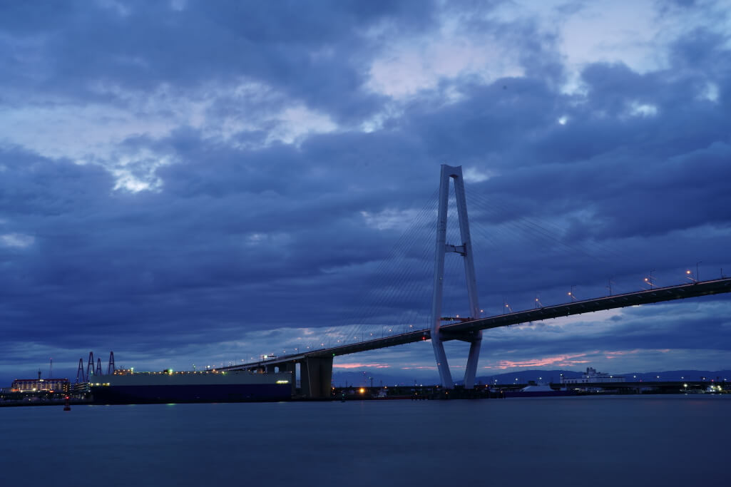 名港中央大橋写真